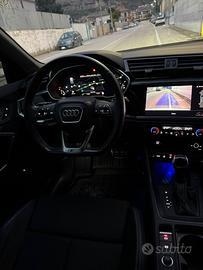 Audi Q3 sport back s-line