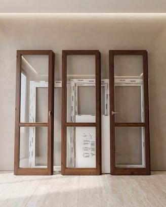 Finestre  in legno con doppio vetro termico