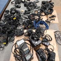 cavi audio video e carica batteria 