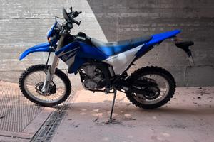 Yamaha Wr 250 r