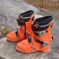 scarponi da scialpinismo 