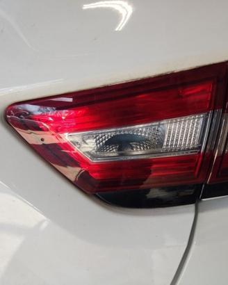 Fanale post dx int RENAULT CLIO del 2018
