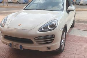 porsche cayenne 3.0 diesel 240cv