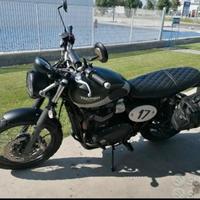 Triumph Street scrambler 900