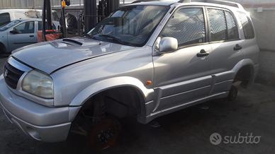 RICAMBI USATI AUTO SUZUKI Grand Vitara 5P RHW (99>