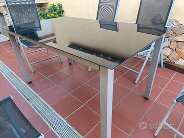tavolo da giardino 