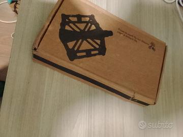 Pedali bici azzurro/blu nuovi in ferro