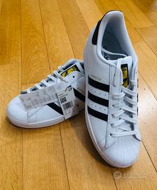 Adidas Superstar bianche UK 10 (44 e 2/3)  - Nuove