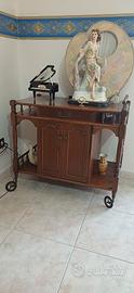 Mobile di antiquariato in legno