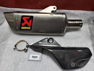 Akrapovic Yamaha R1