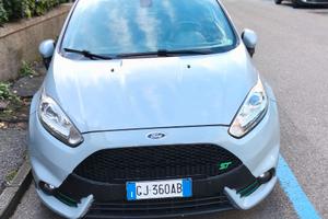 Ford Fiesta ST200 limited edition perfetta.