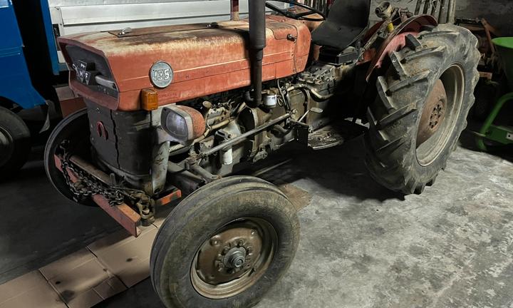 Massey Ferguson 135