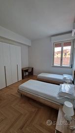 Posto letto per ragazze in centro a Pisa