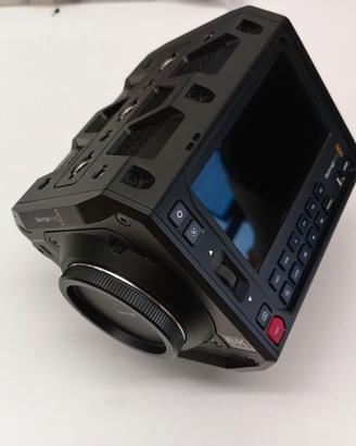 Blackmagic Pyxis 6K attacco L + Monitor
