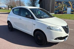 Lancia Ypsilon Metano 2015