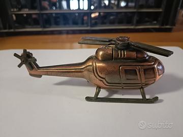 Accendino da collezione d'epoca