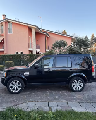 Land Rover Discovery 4