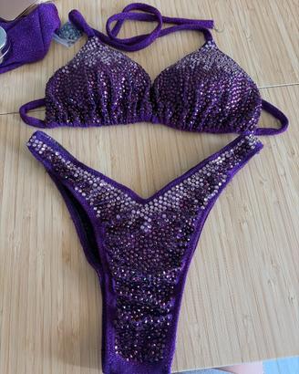 Bikini bodybuilding