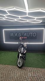 Piaggio Beverly 300 BASE