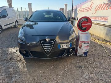 Alfa Romeo Giulietta 1.6 JTDm-2 105 CV Exclusive