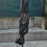 ombrellone giardino con copertura e base 