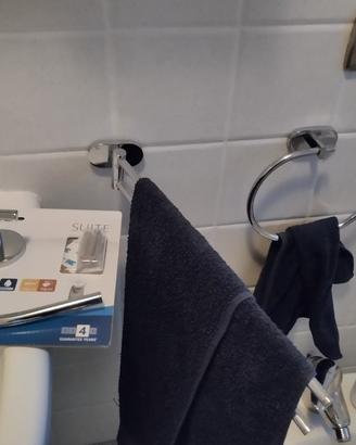 appendiasciugamani bagno acciaio 