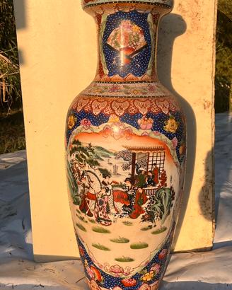 Grande vaso monumentale da pavimento orientale