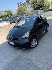 Toyota Aygo 1.0 12V VVT-i 5 porte Sol