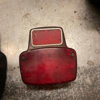 Faro posteriore 125 primavera in metallo