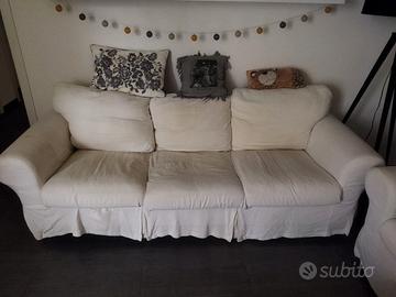 DIVANI EKTORP IKEA (3 + 2 posti) con POGGIAPIEDI
