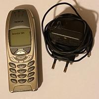 Cellulare NOKIA6310i con caricabatterie, usato