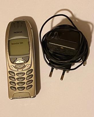 Cellulare NOKIA6310i con caricabatterie, usato