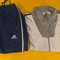 4 tute e una felpa Adidas vintage
