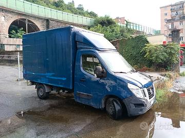 Nissan nv 400 boxato
