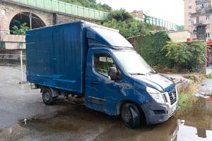 Nissan nv 400 boxato