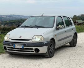 RENAULT Clio 2ª serie - 2000