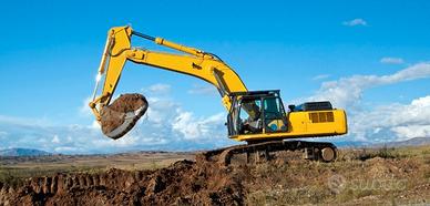 Scavatorista disp per imprese scavi Bra attorno