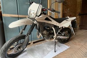 Husqvarna SM 125 – Anno 2011 – OttimeCondizioni