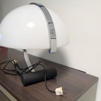 Lampada da tavolo vintage 