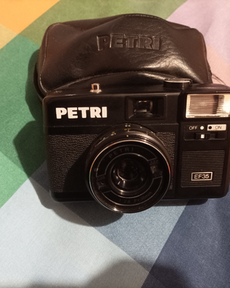 Fotocamera Petri EF35