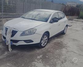 2013 lancia delta 1.6 mjt motore rotto