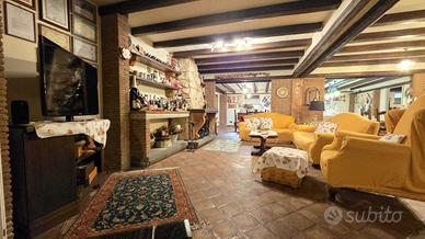 Villa a Aci Castello