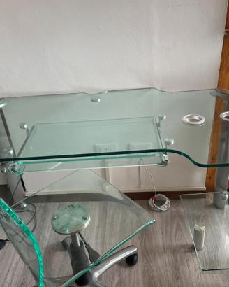 Scrivania in cristallo con sedia