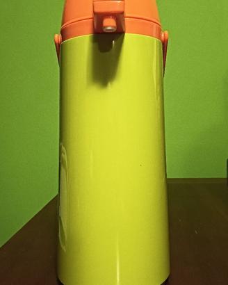 Thermos con erogatore