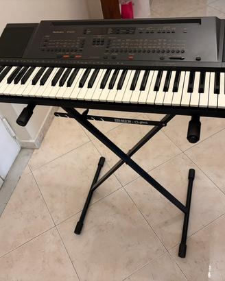 Tastiera elettronica Technics KN220