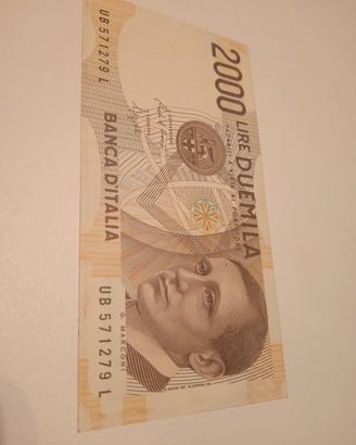 banconota da 2000 lire.