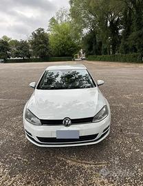 Volkswagen Golf 7 1.2 TSI 105 CV