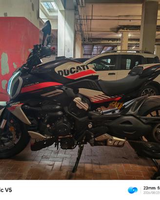 Ducati Diavel V4