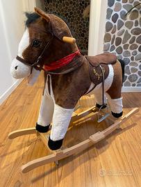 Cavalluccio a dondolo