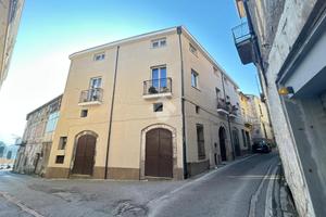 2 LOCALI A BARONISSI